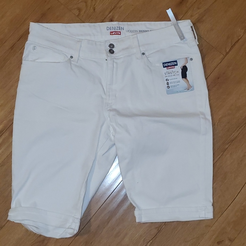 Levi's Denizen modern skinny shorts white size 18